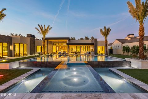 Photo of 7001 E Paradise Drive, Scottsdale, AZ 85254 (MLS # 6849855)