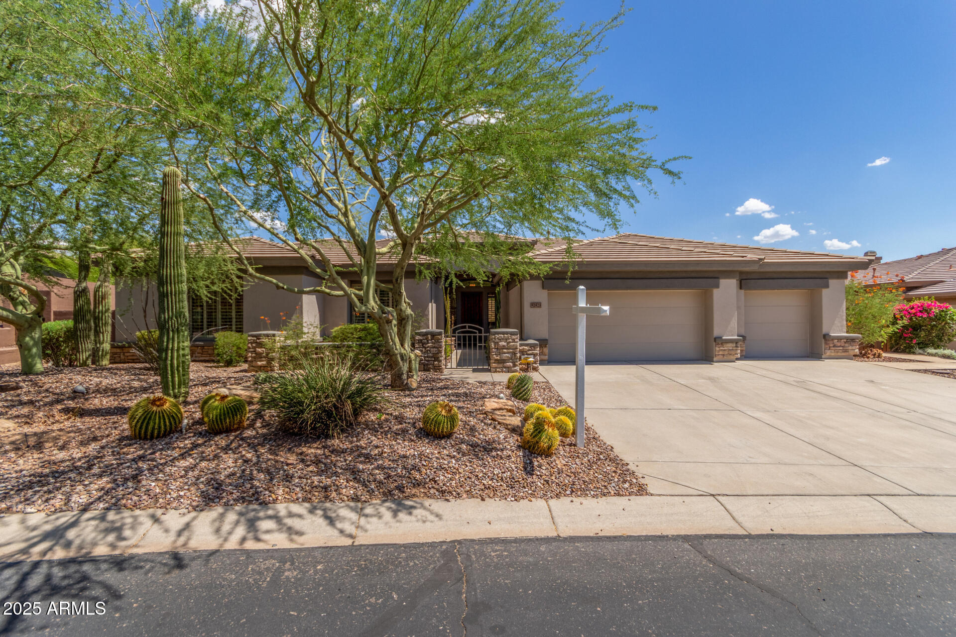 42423 N CROSS TIMBERS Court