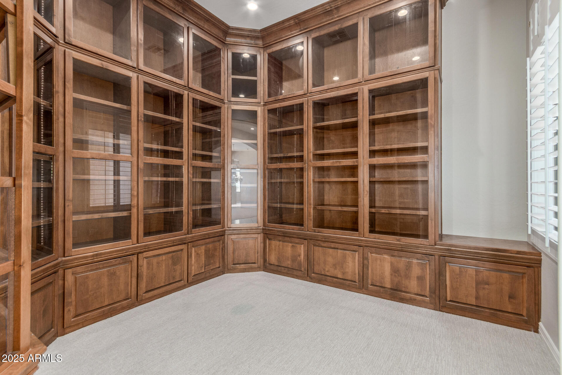 42423 N CROSS TIMBERS Court