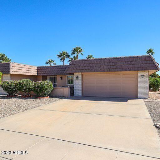 16209 N DESERT HOLLY Drive