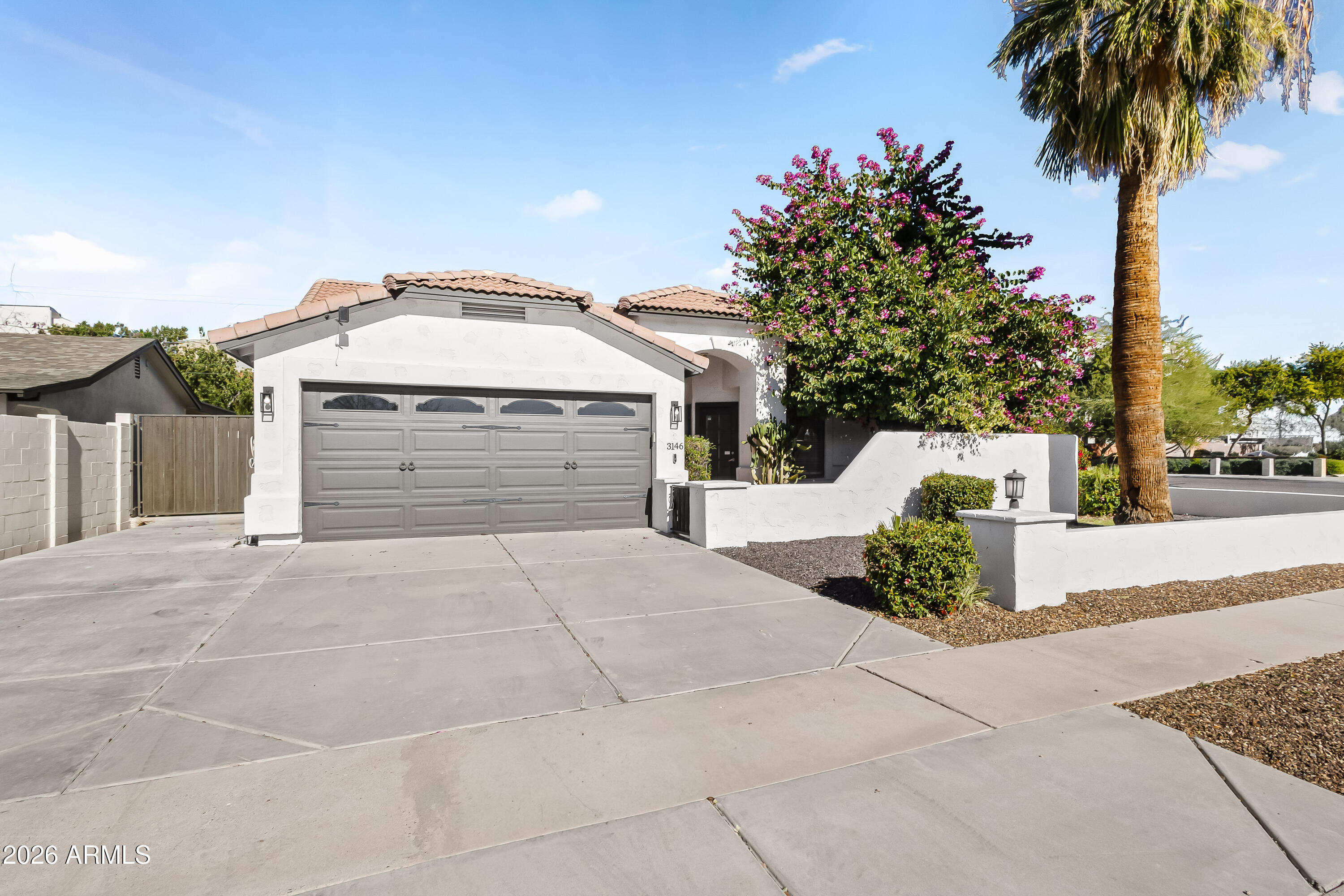 3146 E MONTEROSA Street