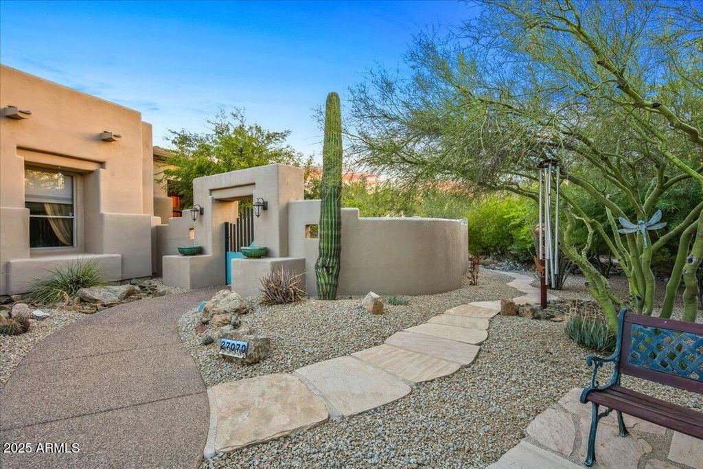 Photo of 27070 N 73rd Street, Scottsdale, AZ 85266 (MLS # 6898478)