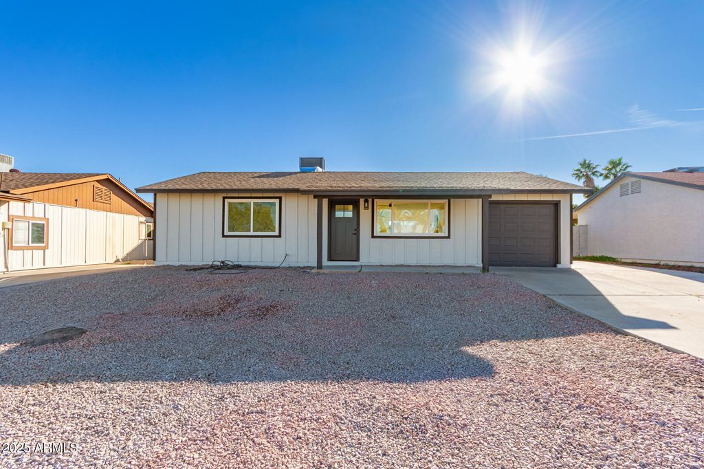 Photo of 1019 W Cornell Drive, Tempe, AZ 85283 (MLS # 6958074)