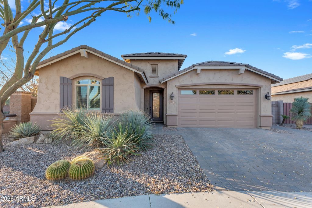 Photo of 20282 E Arrowhead Trail, Queen Creek, AZ 85142 (MLS # 6979106)