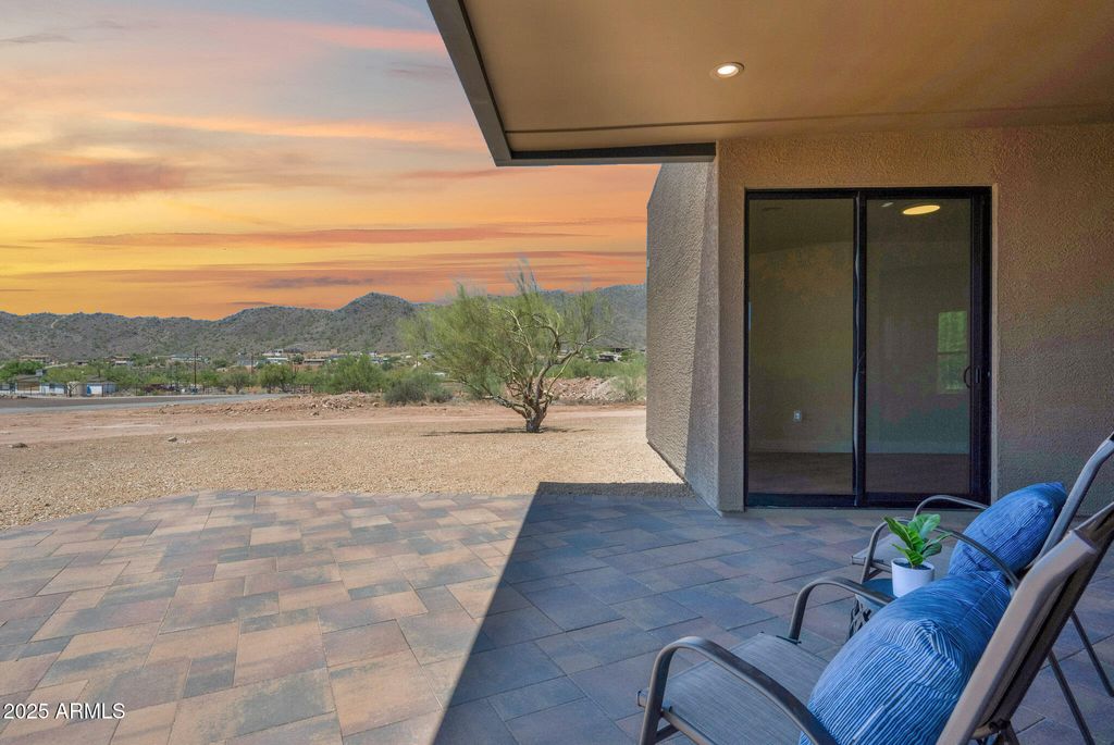 Photo of 553 W Cavalry Road, New River, AZ 85087 (MLS # 6886018)