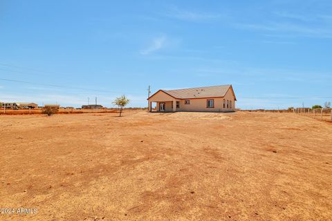 A home in Tonopah