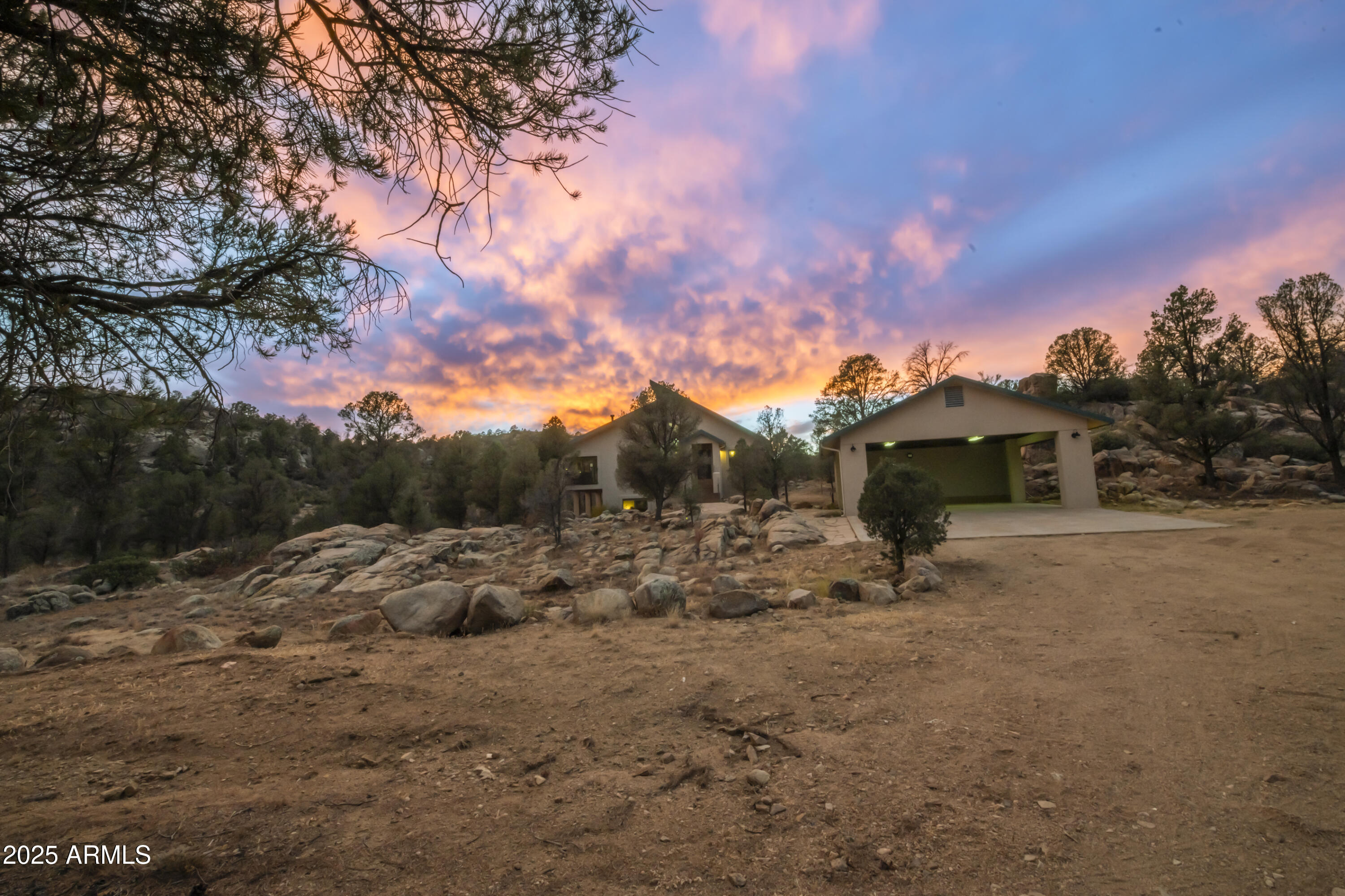 18250 S BACKWOODS Trail