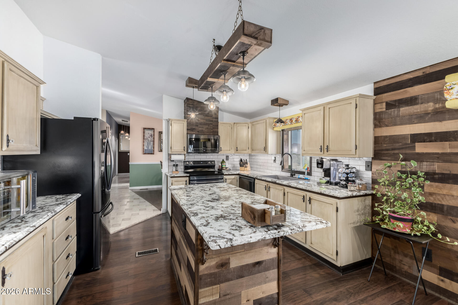 28512 N 151ST Avenue