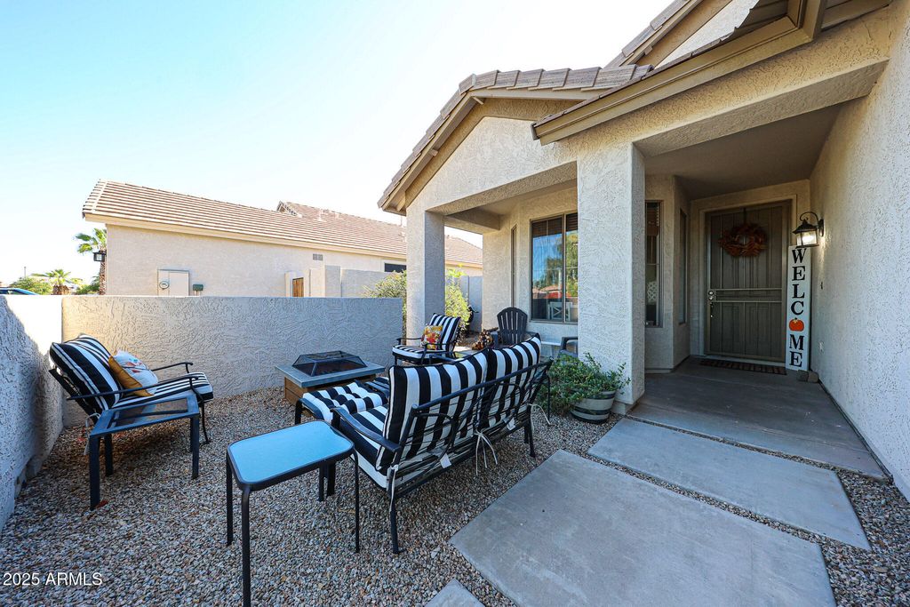 Photo of 2549 S Sunnyvale Avenue, Gilbert, AZ 85295 (MLS # 6924750)