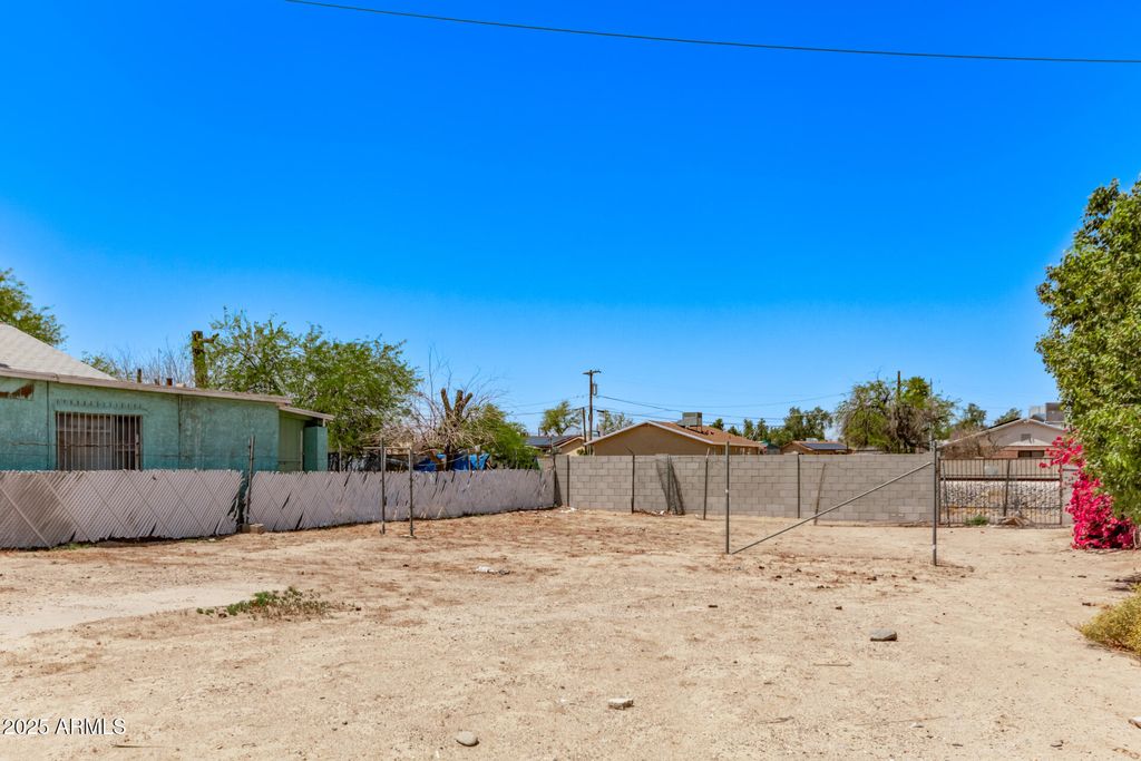 Photo of 448 E Main Street #18, Avondale, AZ 85323 (MLS # 6856743)