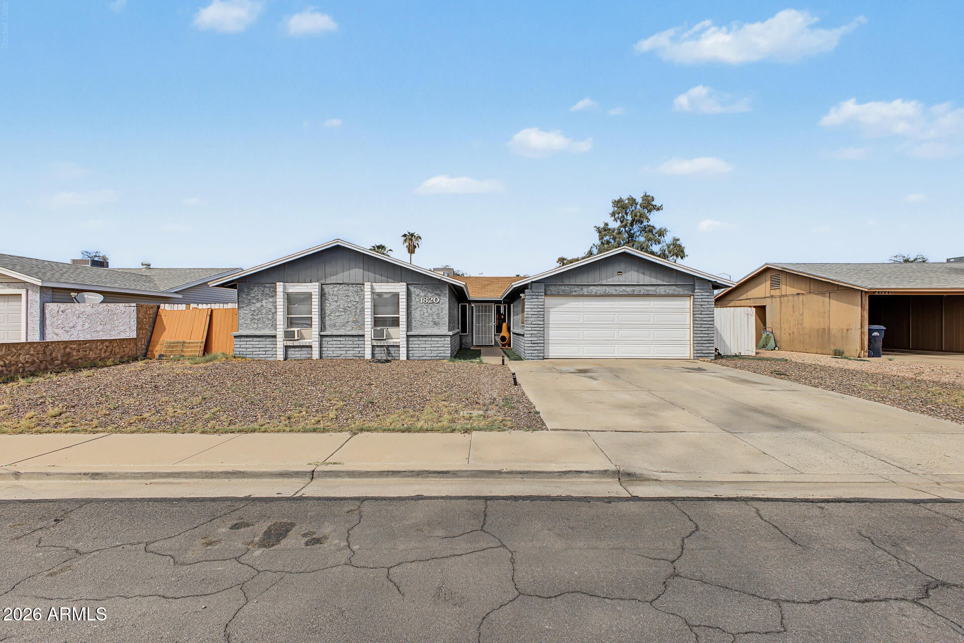 1820 W OBISPO Avenue
