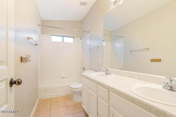 CANYON DE FLORES PHASE 2B - Residential Lease