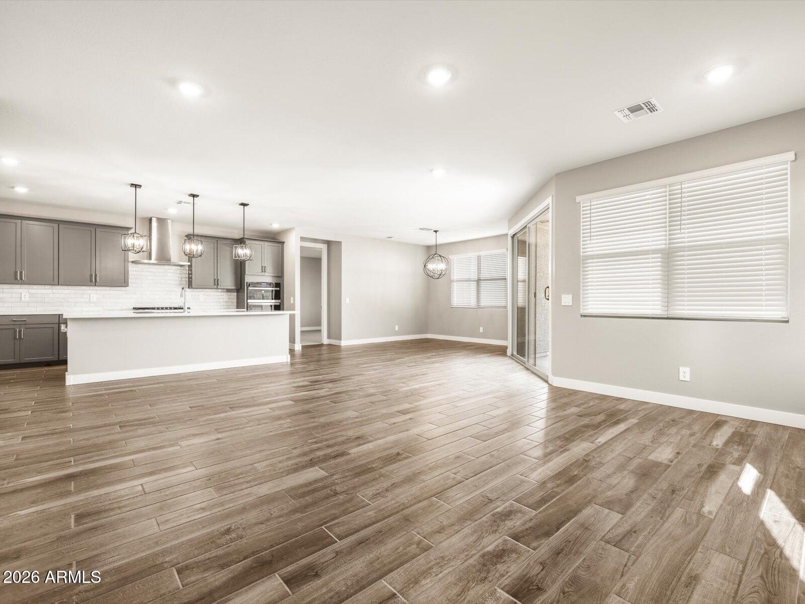 17641 W COLLEGE Drive