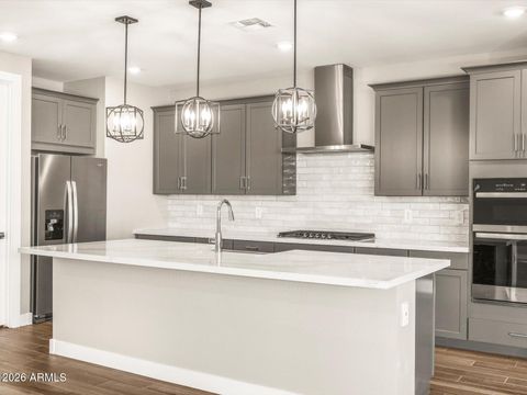 17641 W COLLEGE Drive Goodyear AZ 85395