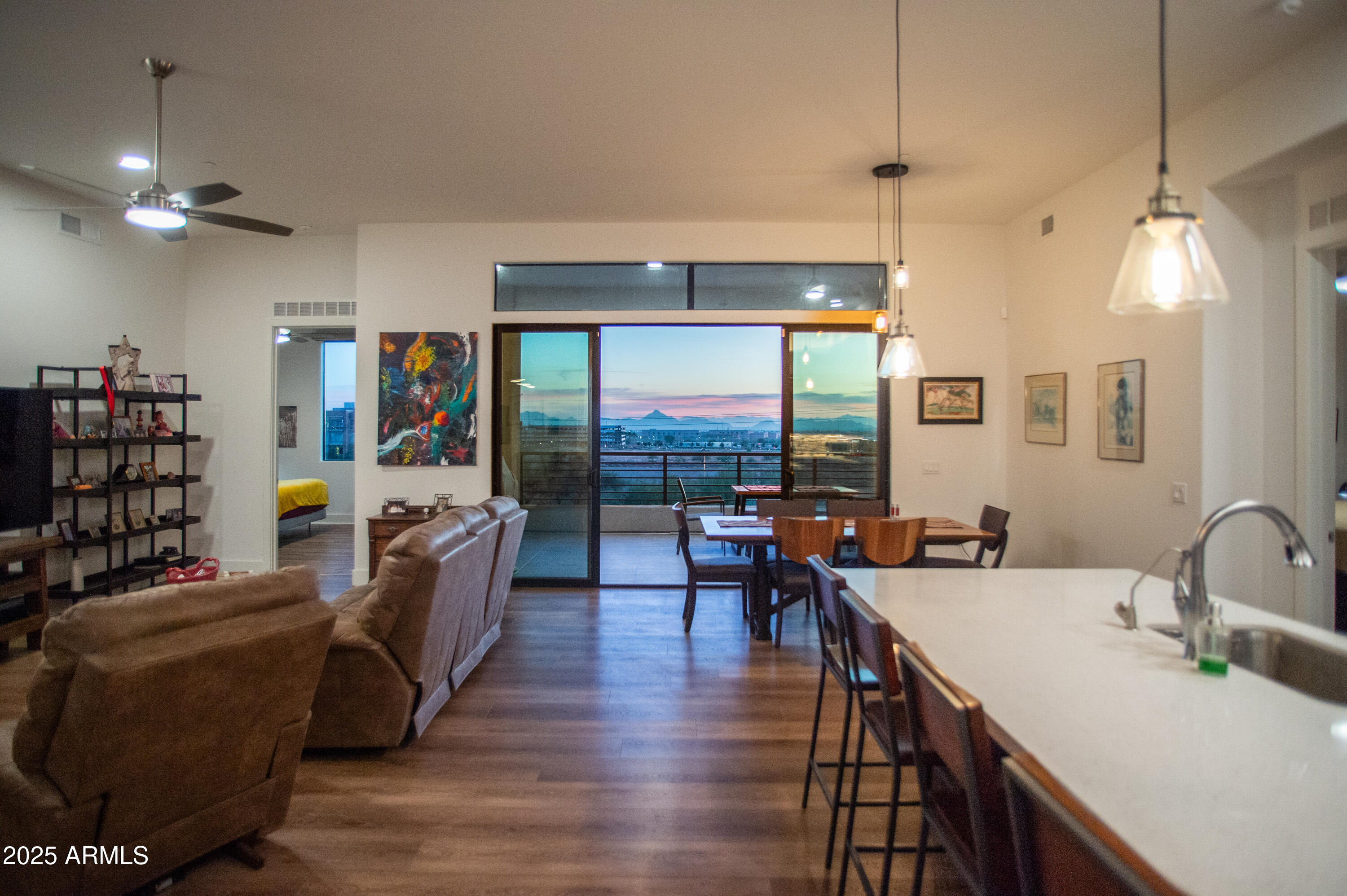 5250 E DEER VALLEY Drive 403