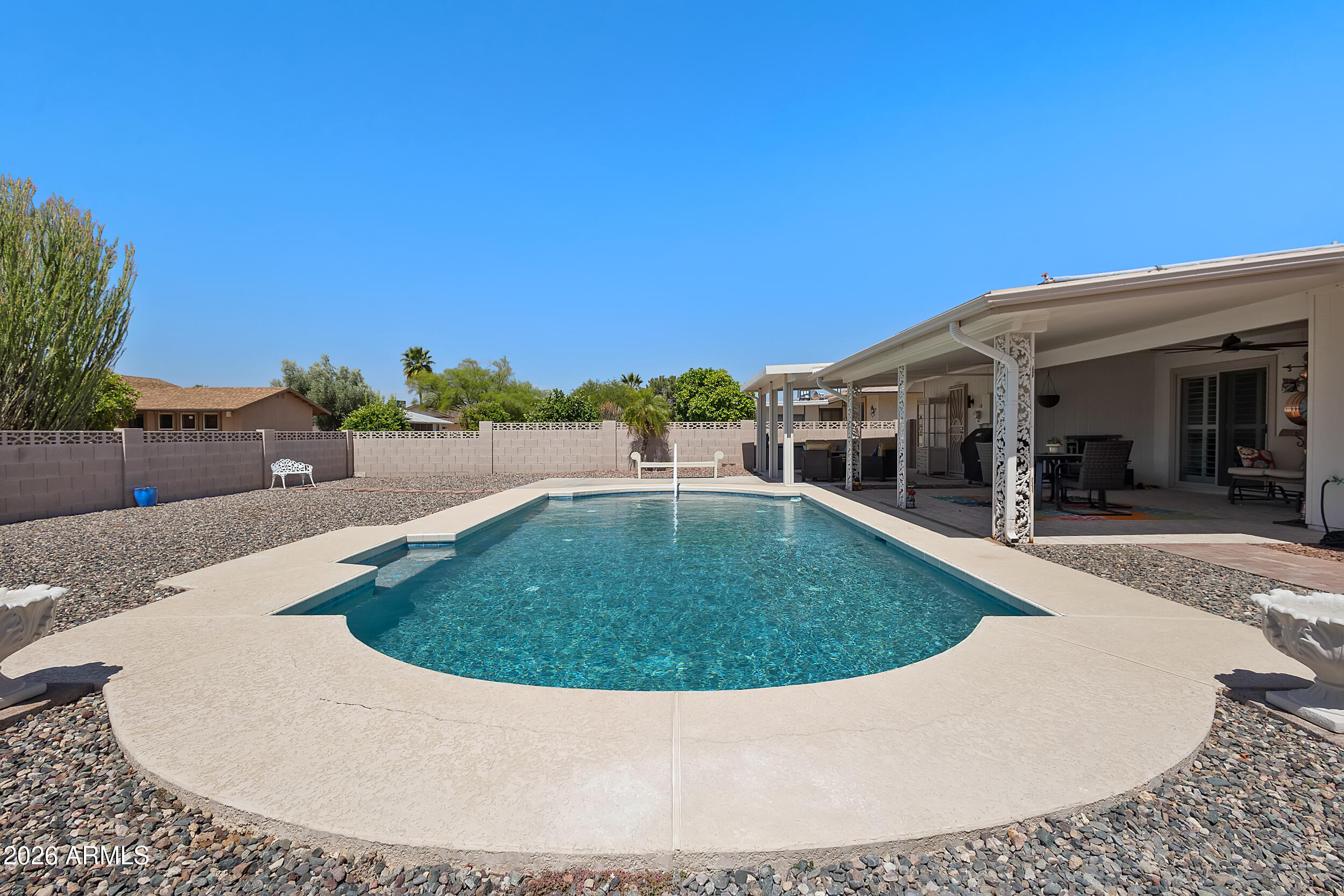 10421 W CONCHO Circle