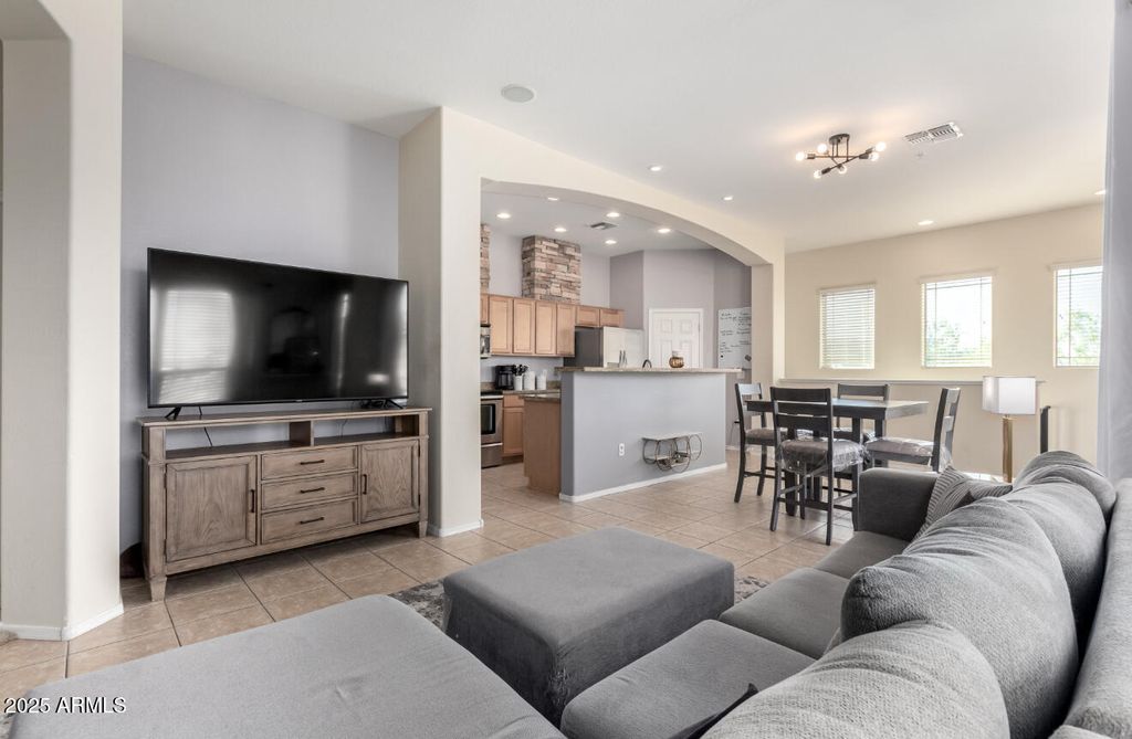Photo of 42424 N Gavilan Peak Parkway #59212, Anthem, AZ 85086 (MLS # 6901365)