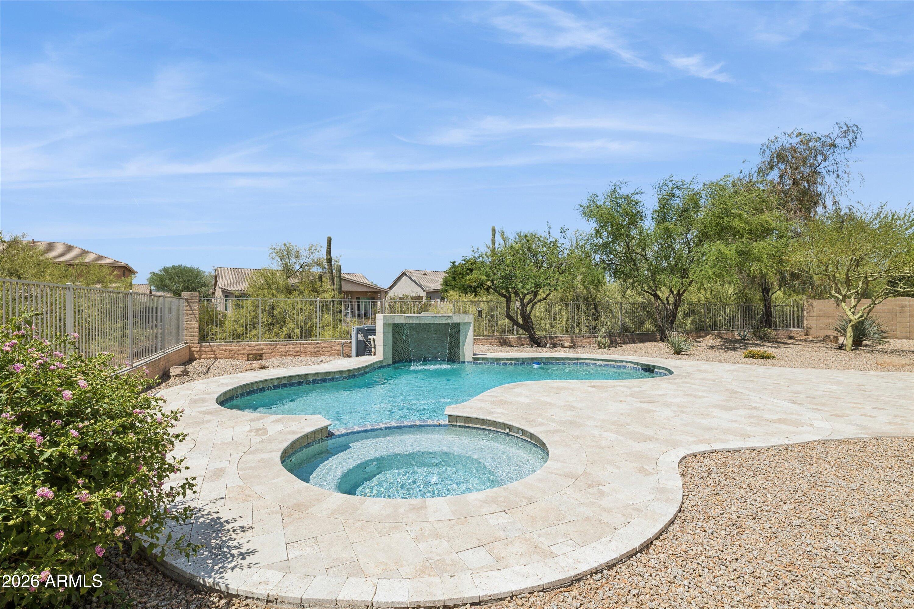 COLINA DEL NORTE - Residential