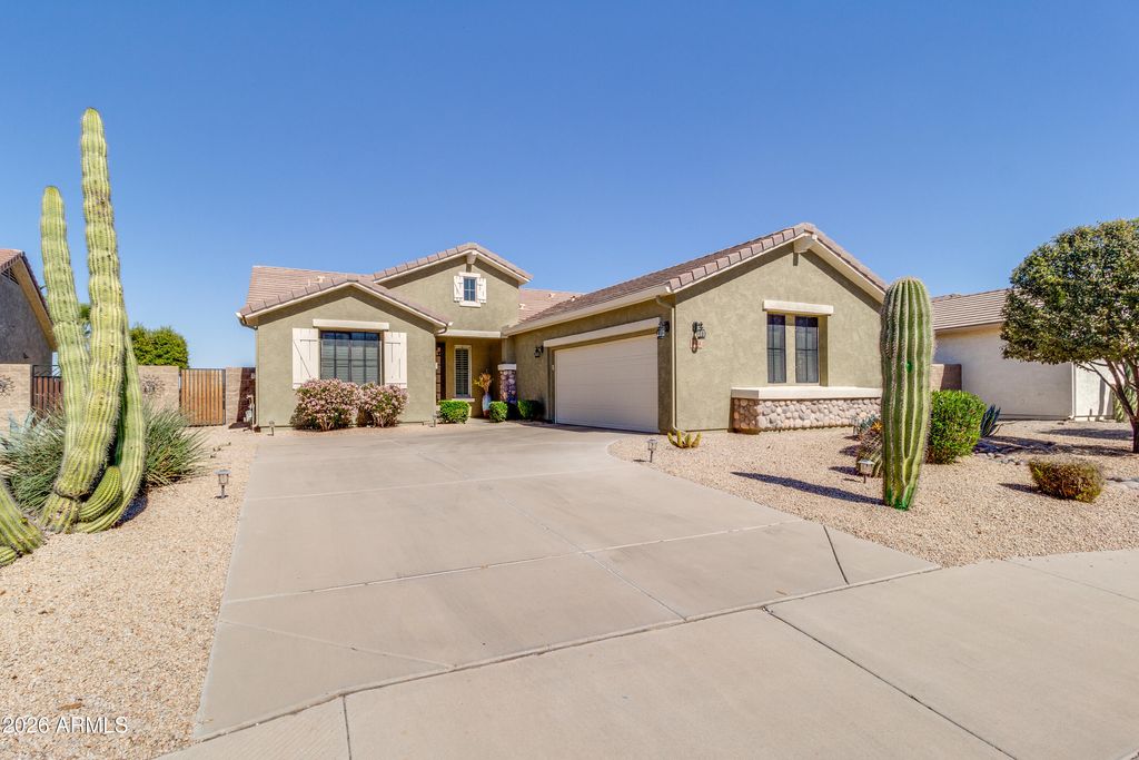 Photo of 304 W Bismark Street, San Tan Valley, AZ 85143 (MLS # 6998513)