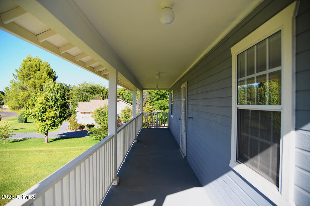 315 W HEREFORD Drive