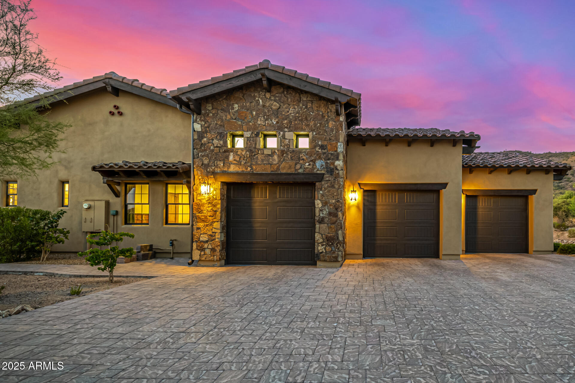 3460 N WILD HORSE Trail