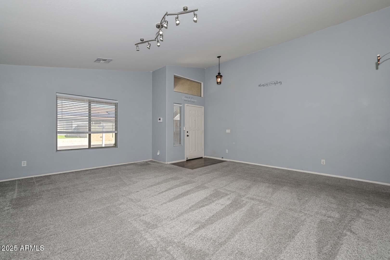 17687 W Charter Oak Road