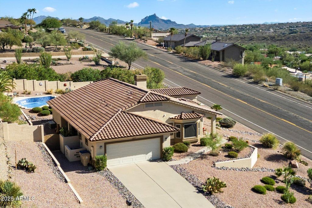 Photo of 16437 N Aspen Drive, Fountain Hills, AZ 85268 (MLS # 6927429)