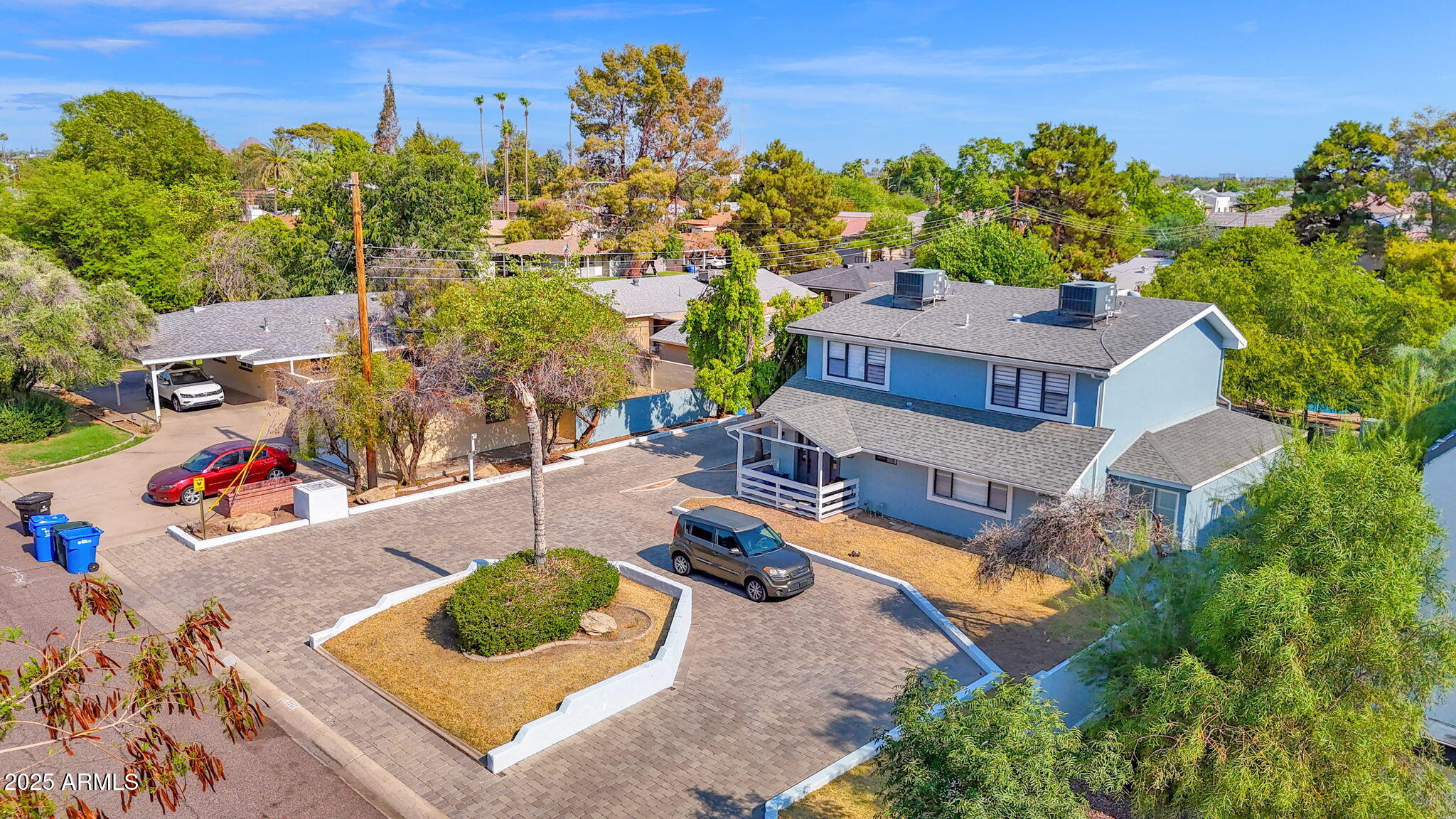 3217 E FLOWER Street