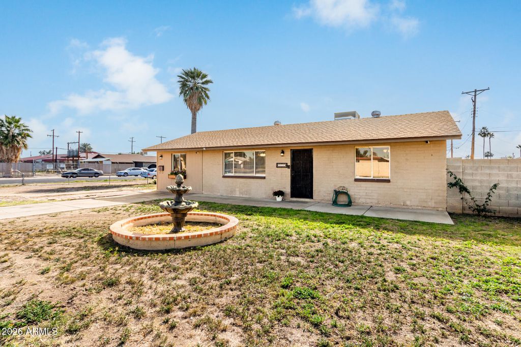 Photo of 3535 W Alice Avenue, Phoenix, AZ 85051 (MLS # 6976961)