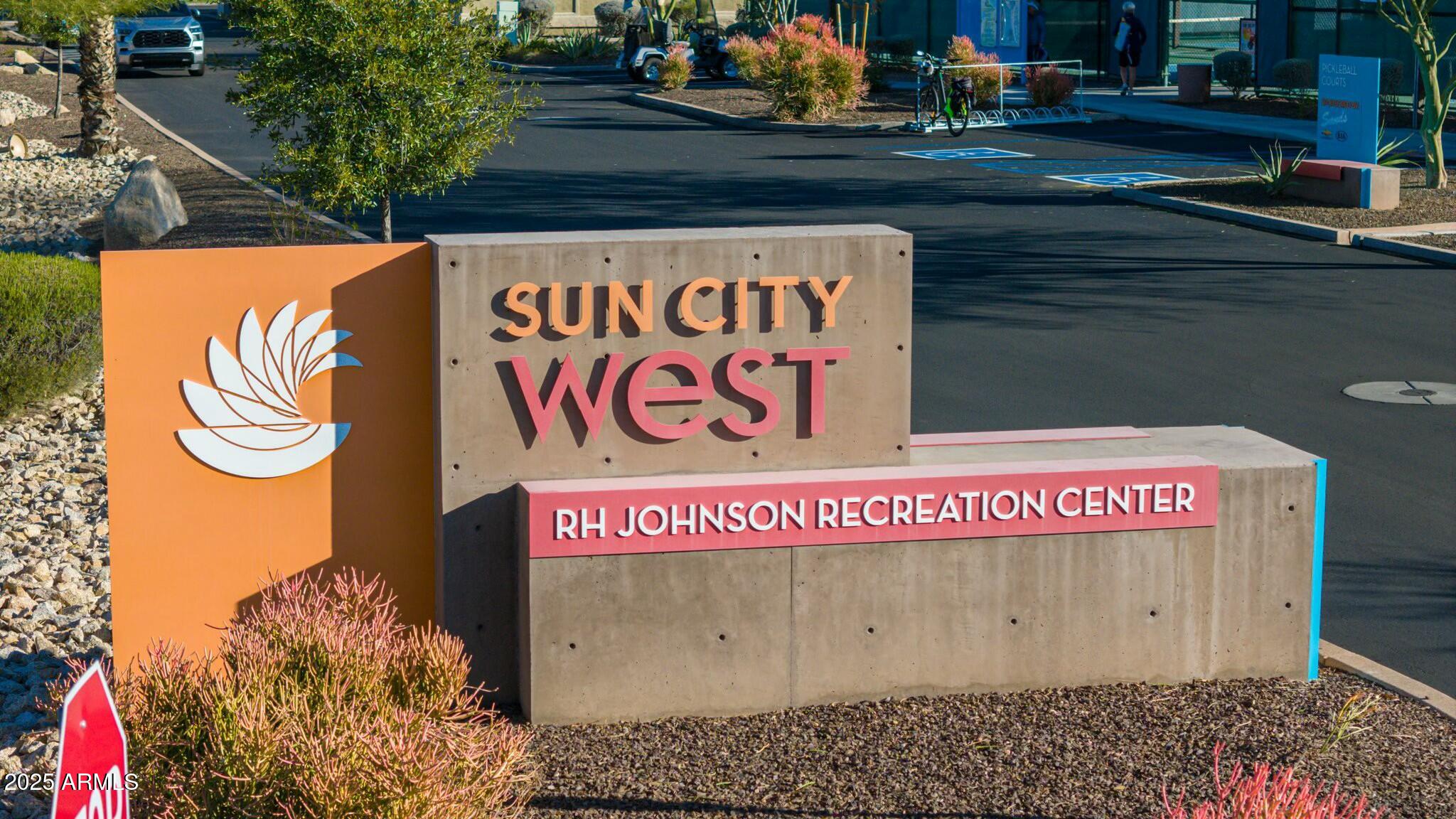 13506 W PROSPECT Drive