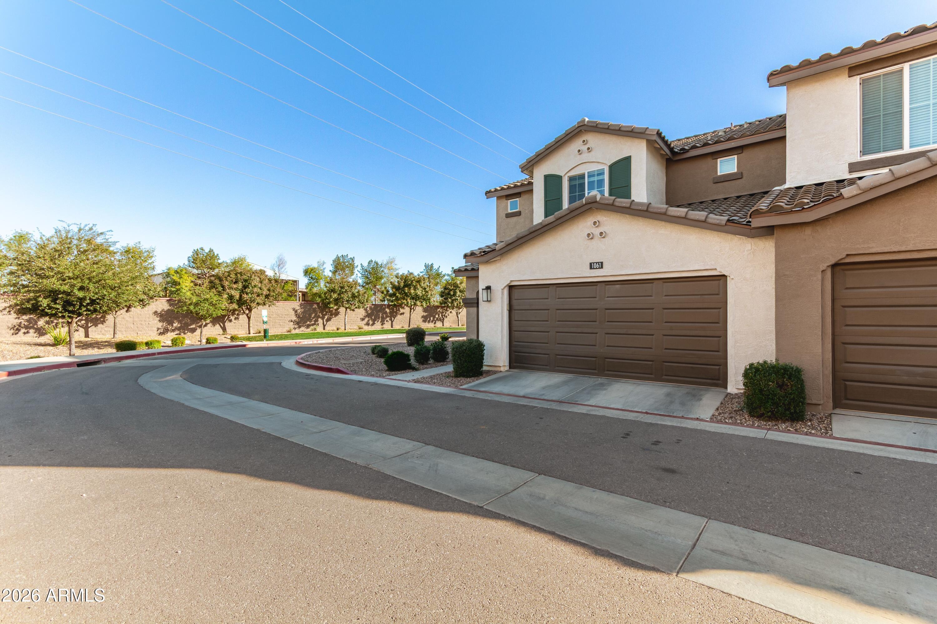 1255 N ARIZONA Avenue 1061