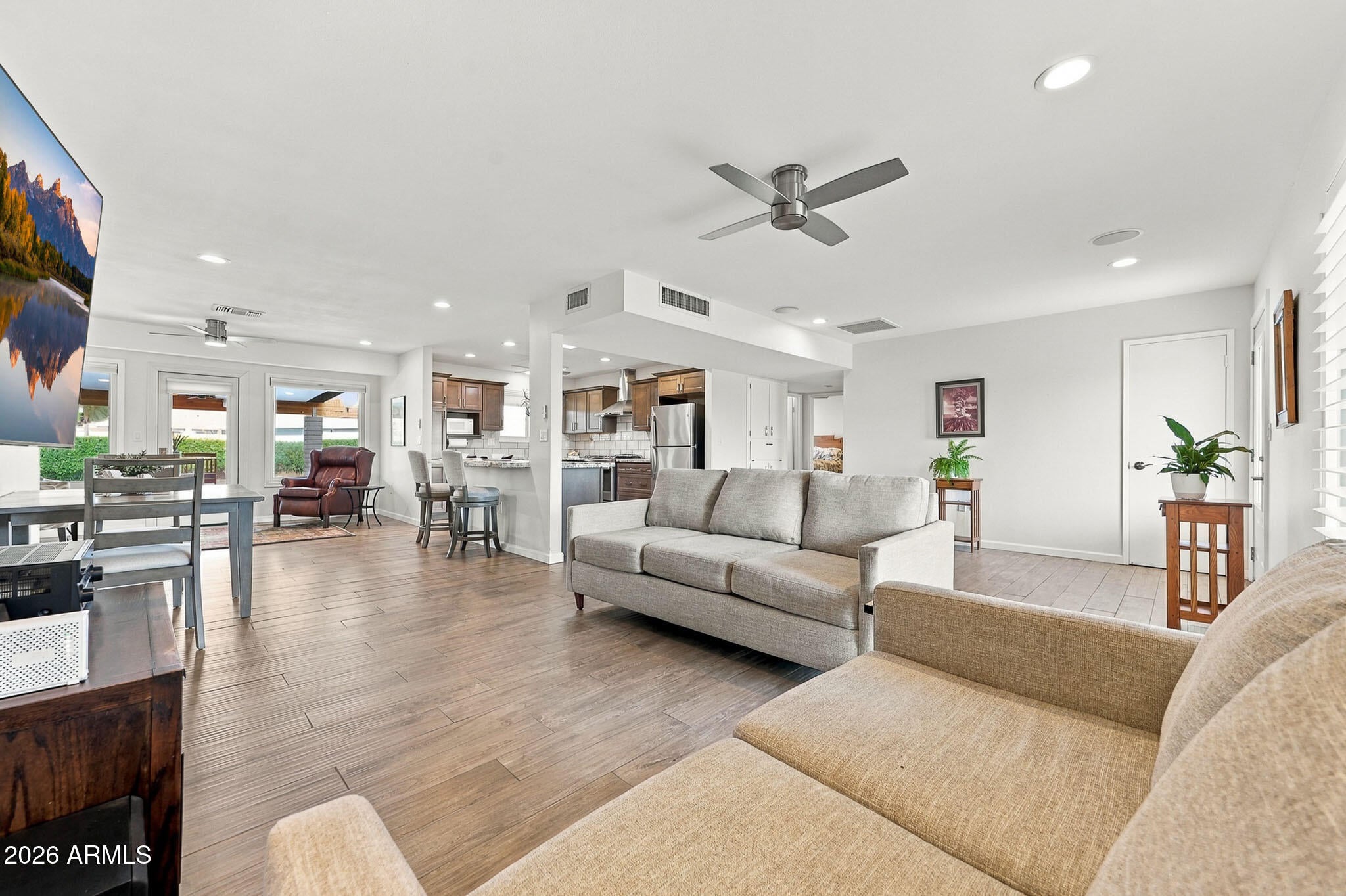 10011 W PRAIRIE HILLS Circle