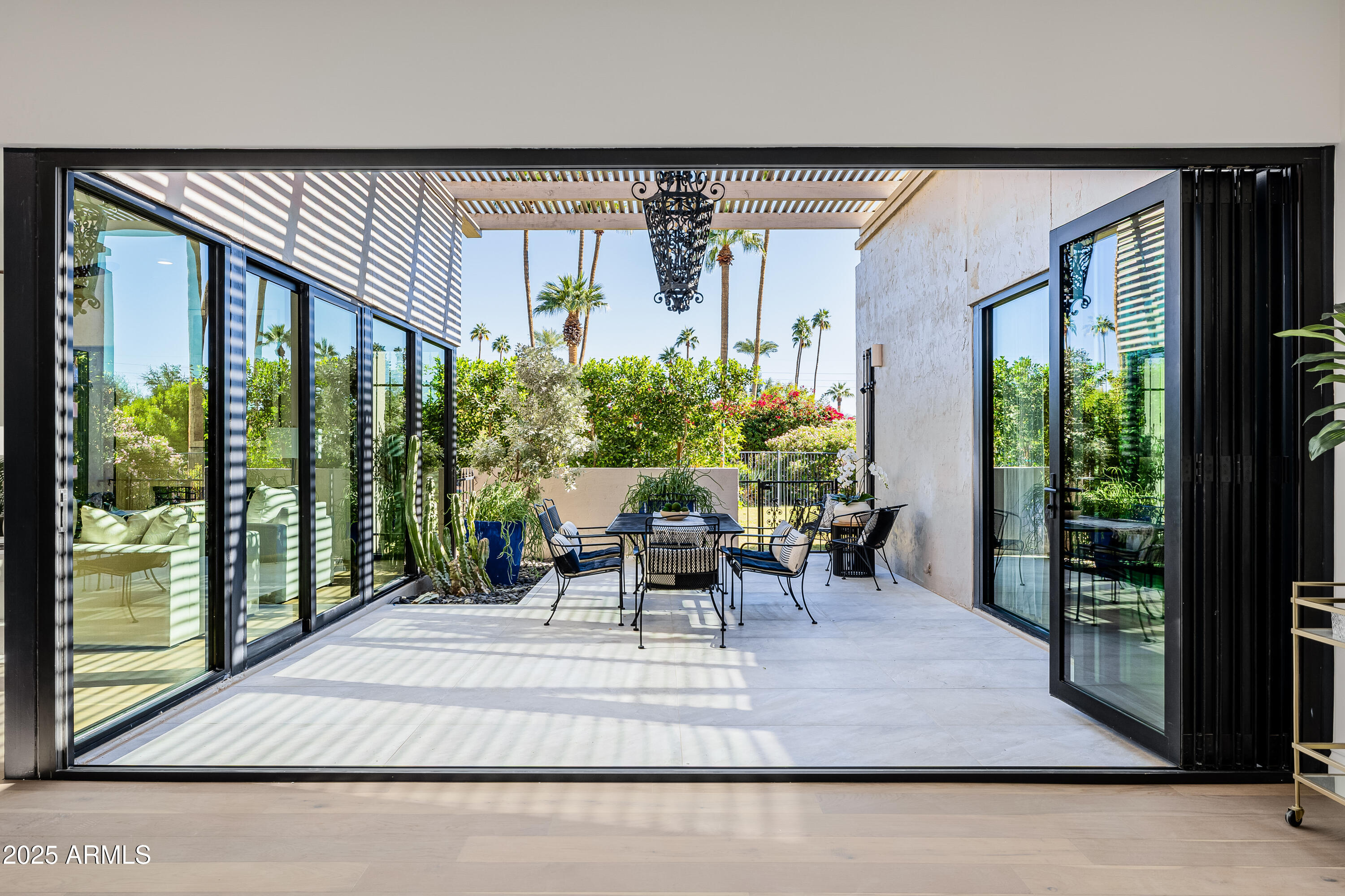 5642 N SCOTTSDALE Road