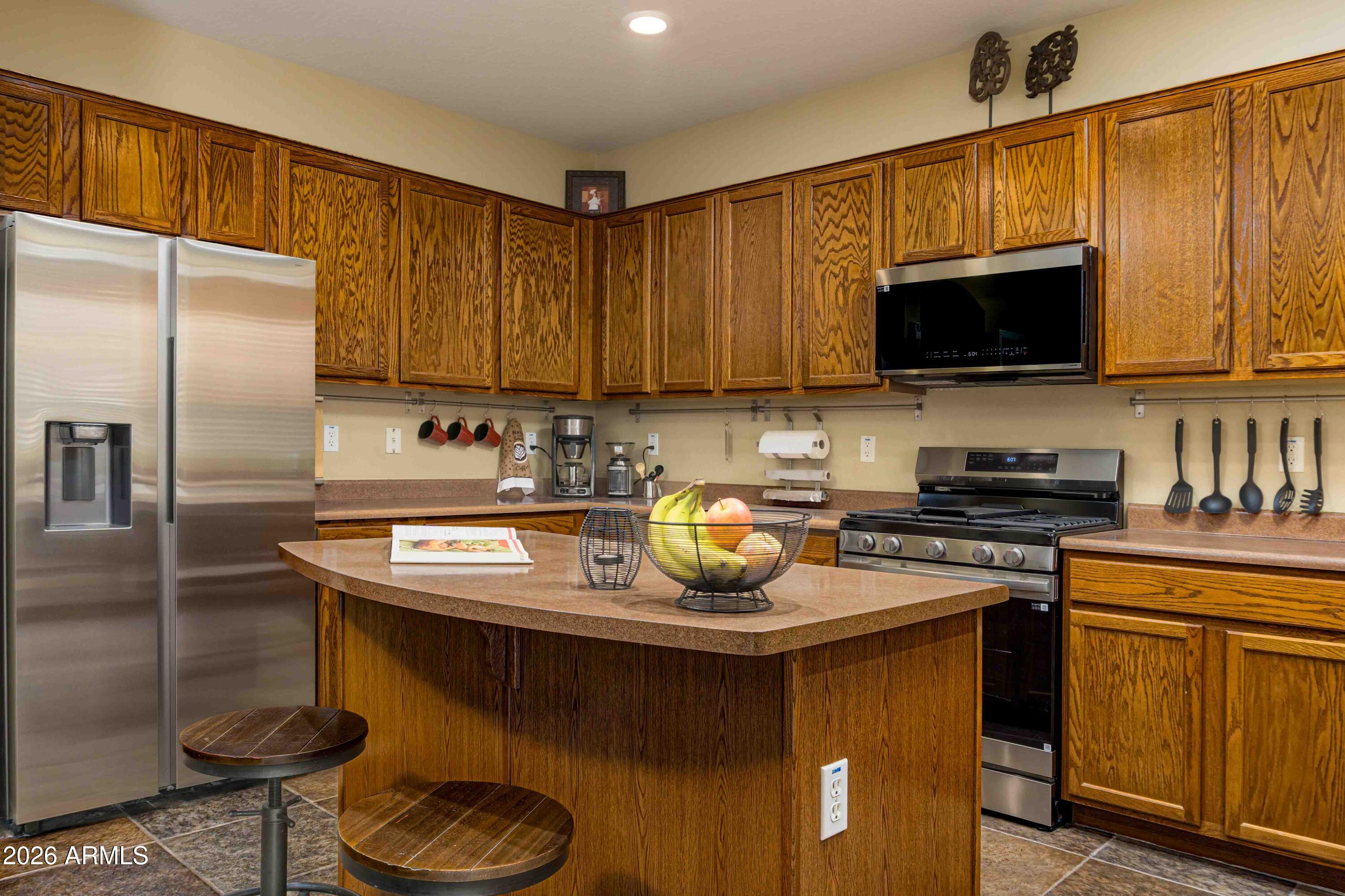 7341 W VALENCIA Drive