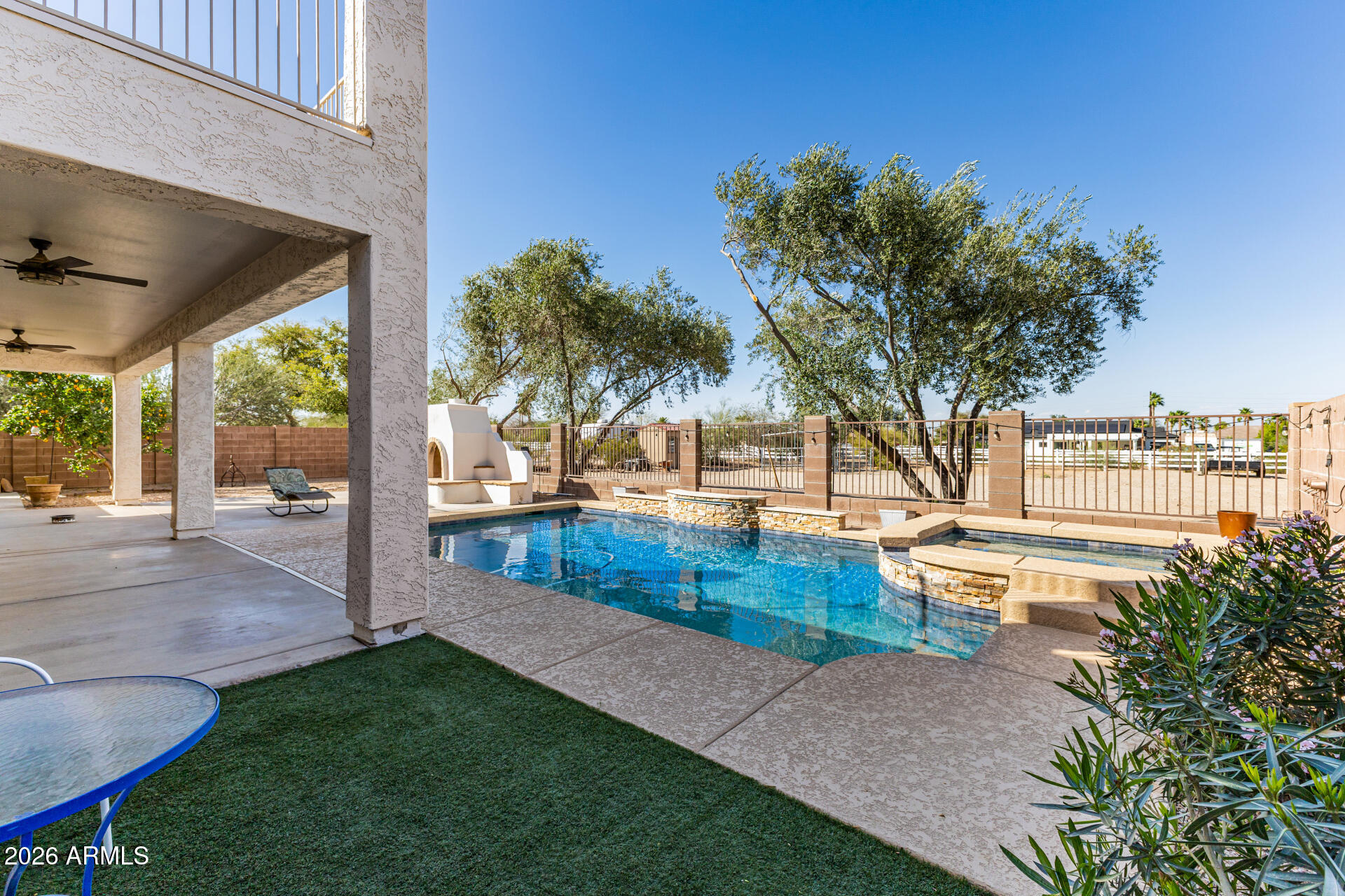 9814 W PROSPECTOR Drive