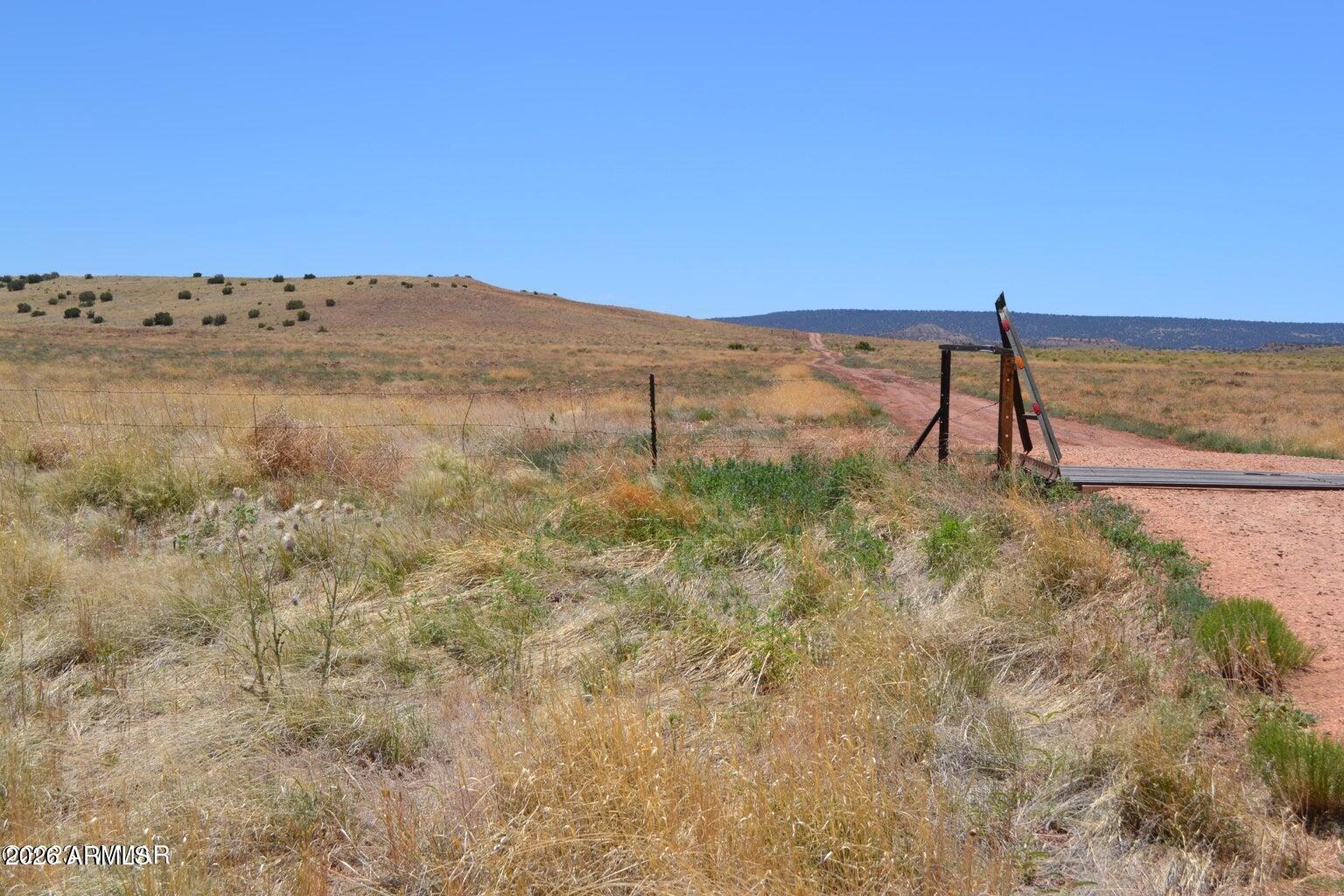 RANCH OF THE WHITE MOUNTAINS UNIT 27 - Land