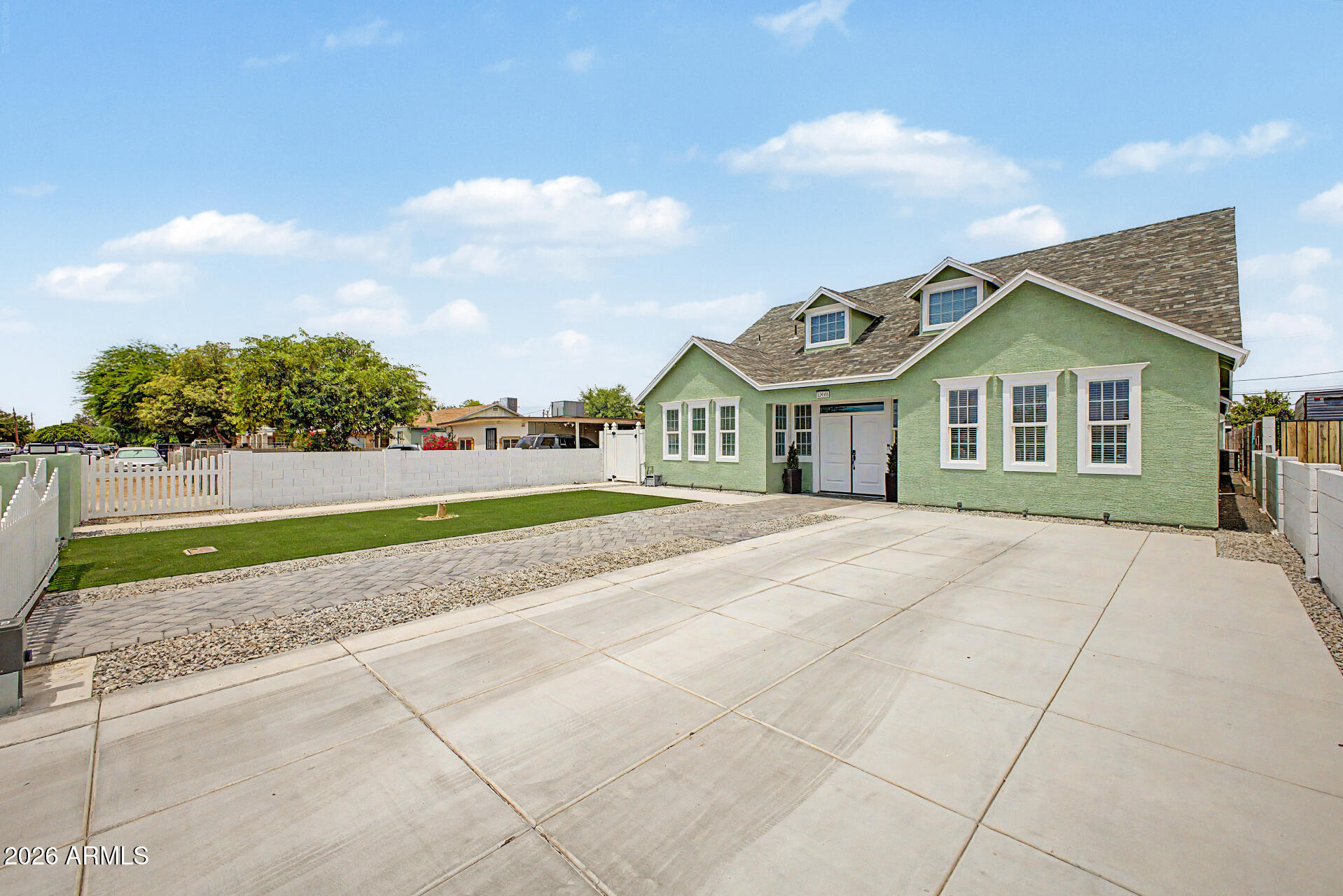 10916 W FLANAGAN Street