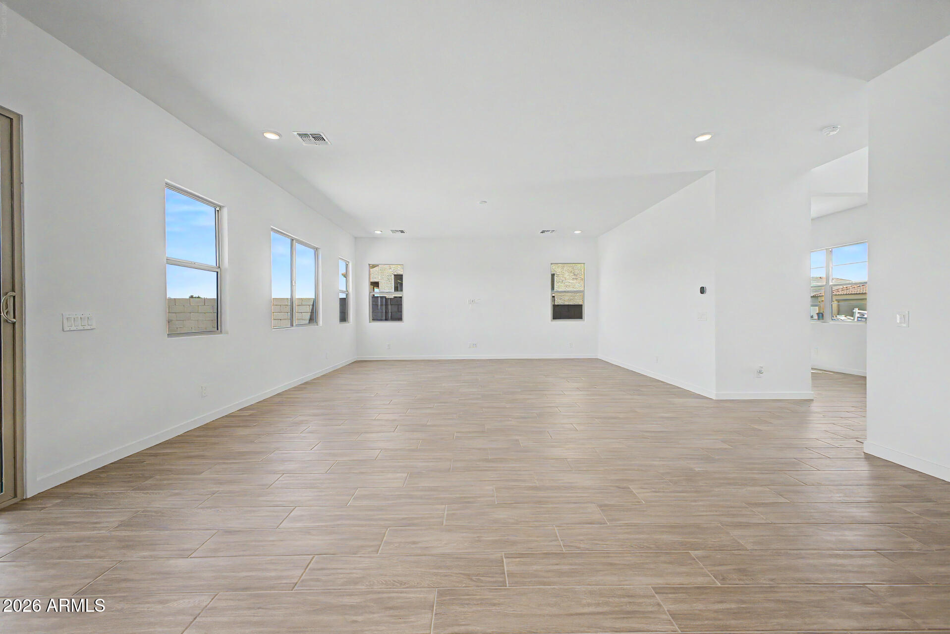 432 W Flax Drive
