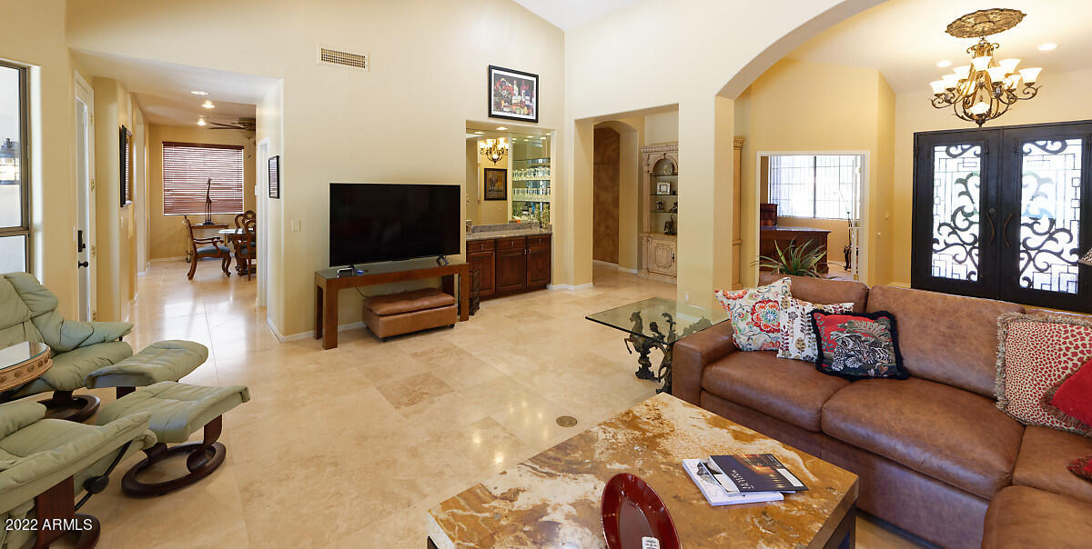 10220 E COCHISE Drive