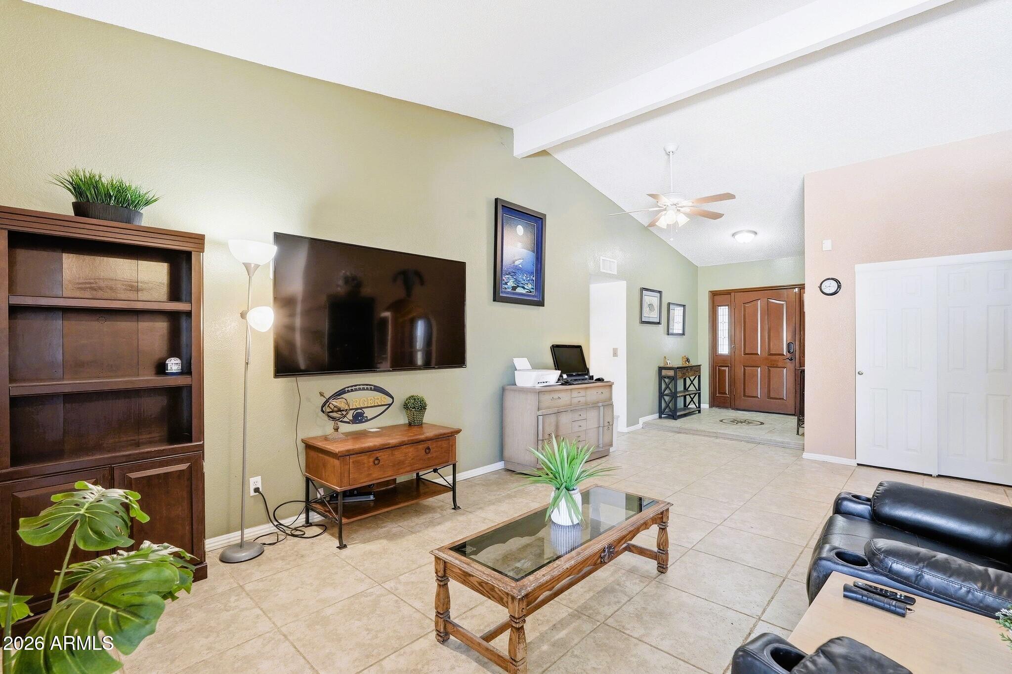 2908 E CONCHO Avenue