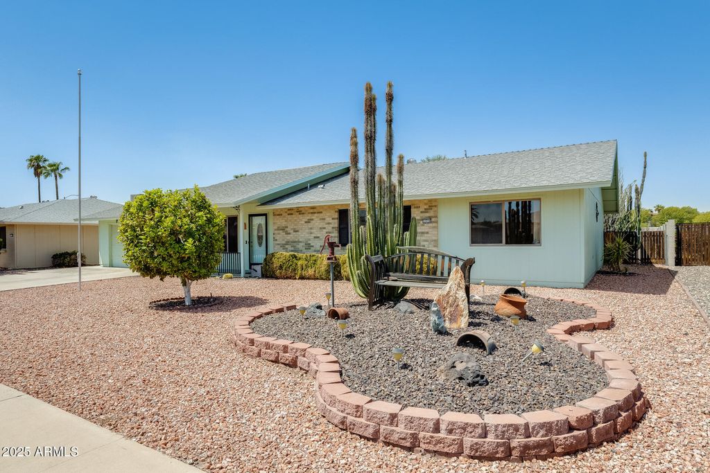 Photo of 17214 N Foothills Drive, Sun City, AZ 85373 (MLS # 6906753)