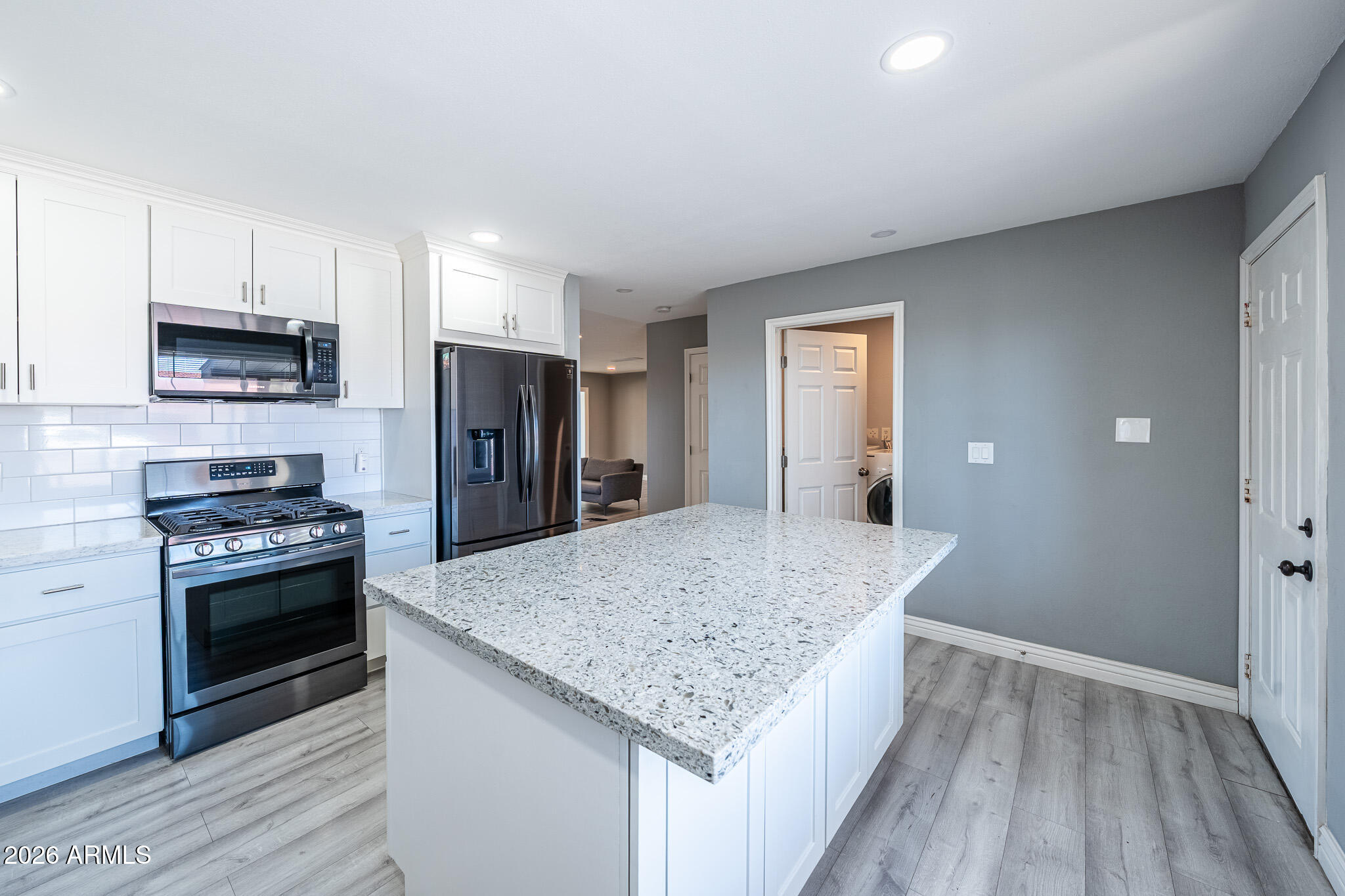 Search Homes 4 8131 E AMELIA Avenue