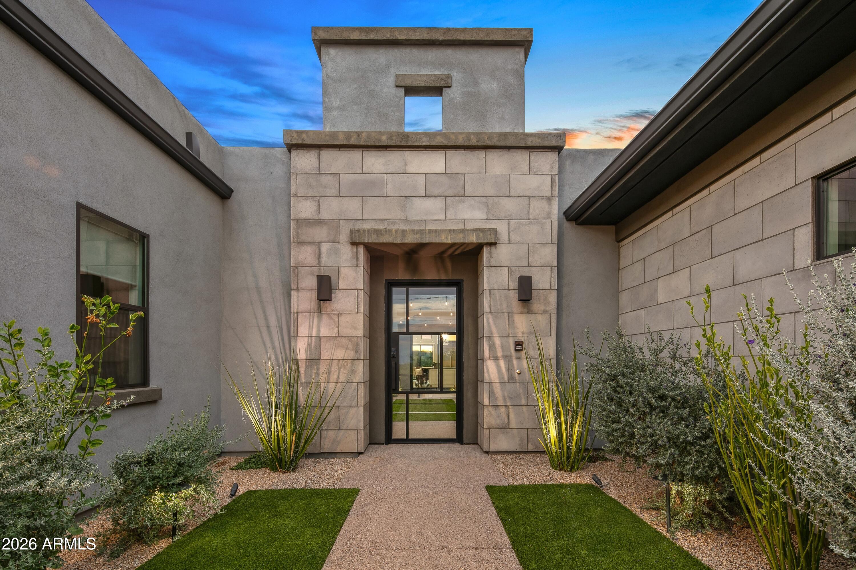 12440 E DESERT VISTA Drive