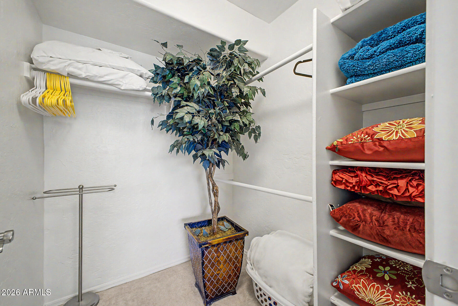 ALLISON CONDOMINIUM - Residential