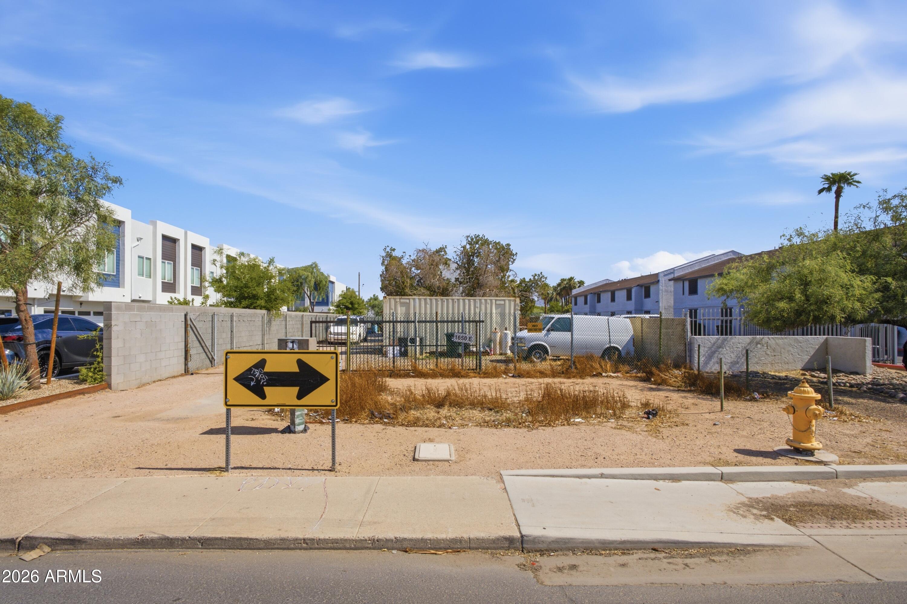 1650 E MONTE VISTA Road