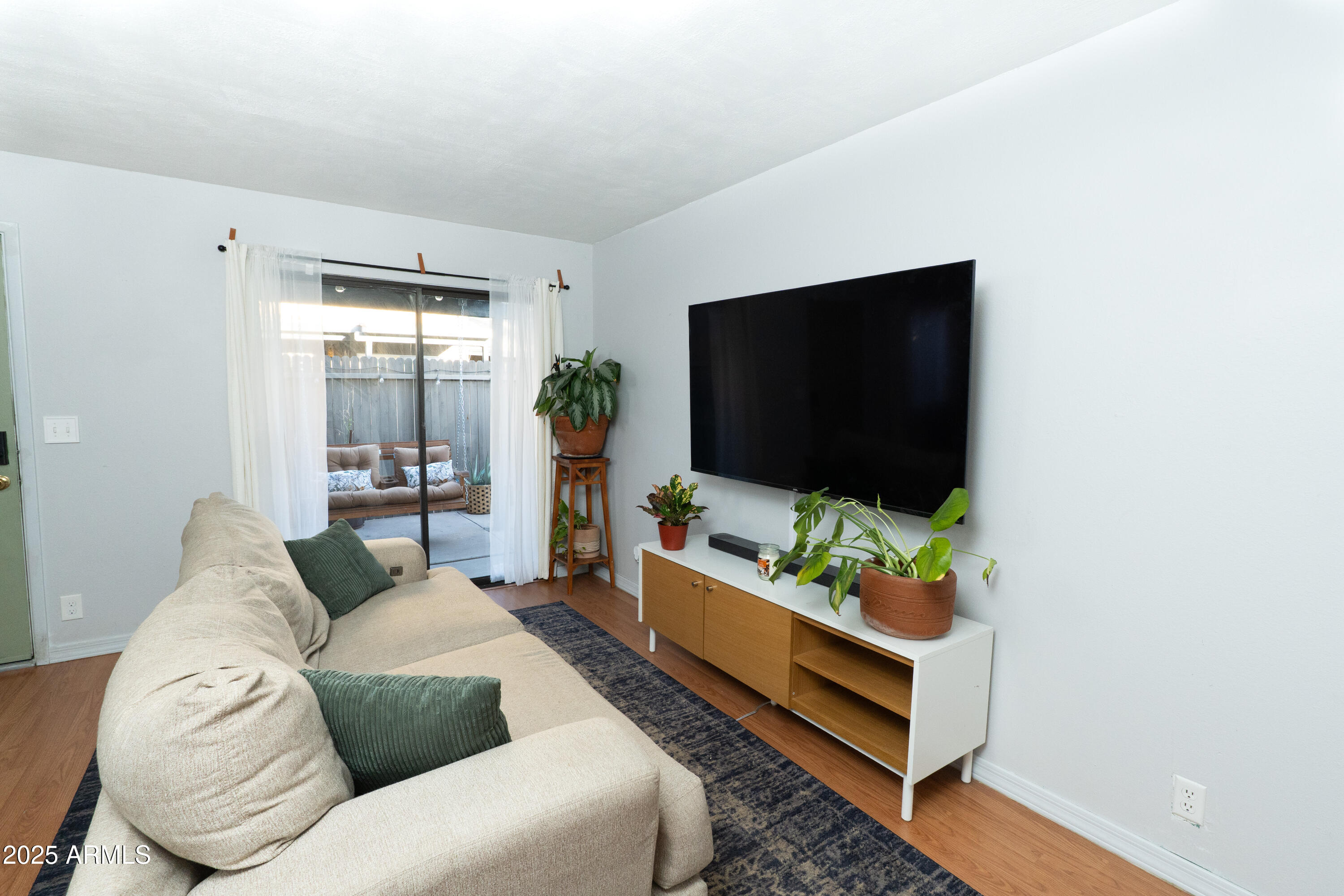 286 W PALOMINO Drive 99