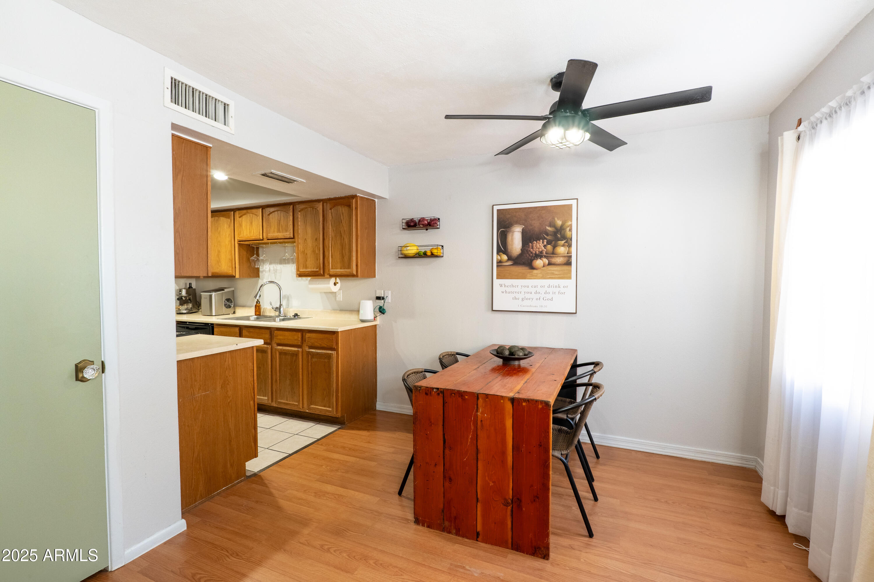 286 W PALOMINO Drive 99