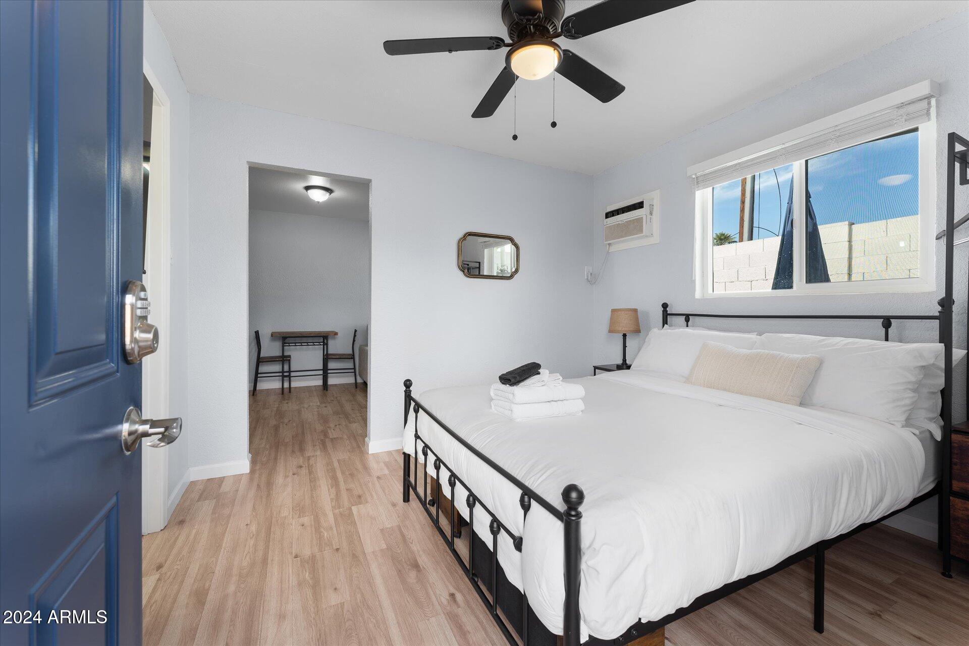 299 S OREGON Street 6