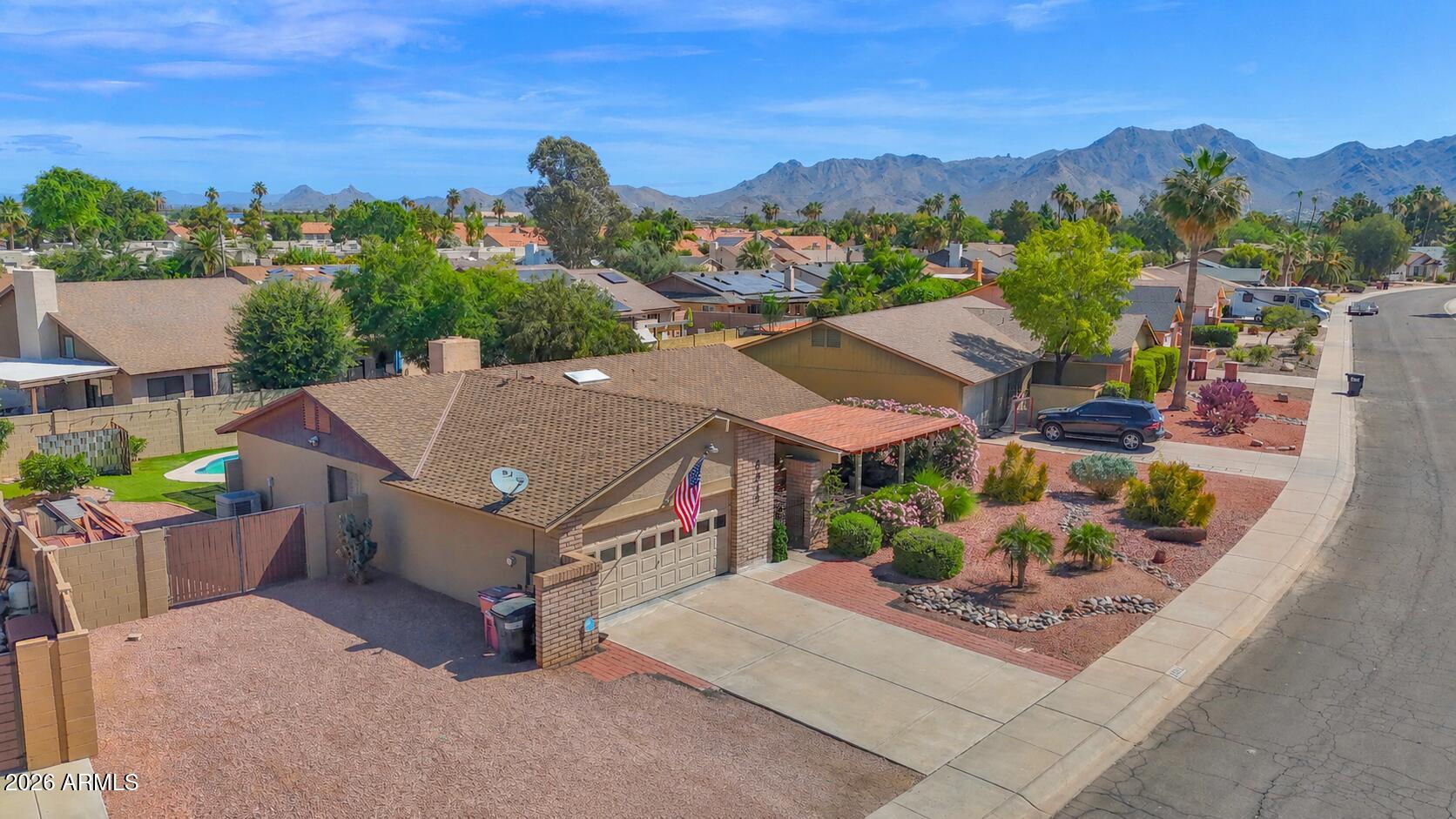 8832 E FRIESS Drive