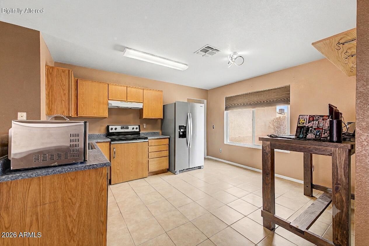 11830 W LARKSPUR Drive